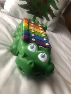 Fisher Pull Toy Xylophone Music great shape