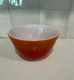 Vintage Pyrex "Flameglo" 401 Nesting Mixing Bowl – 1.5 Pint