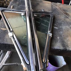67 To 72 C10 Boazer Jimmy Vent Glass Complete Chrome