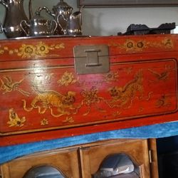 Antique Chinese Guardian Lion Dragon Chest 