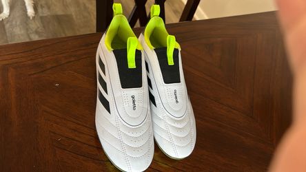 Goletto soccer cleats