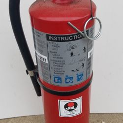 FIRE EXTINGUISHER: Rechargeable Commercial