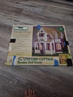 Greenleaf Vineyard Cottage Wooden Doll House Kit