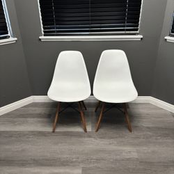 Set Of Midcentury Modern White Chairs with Wood Legs