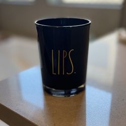 NEW RAE DUNN “LIPS” MAKEUP CUP/HOLDER