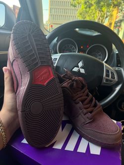 Nike SB Dunk Low Burgundy Crush