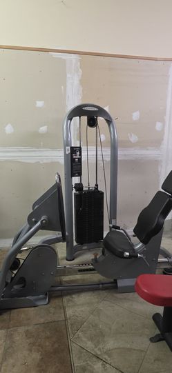 Matrix g3 commercial gym equipment exercise fitness weight machine