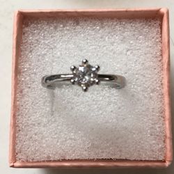 Sz 6 Small Dainty Solitaire 925 Stamped 