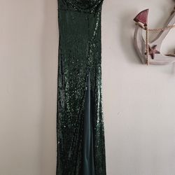 Elegant Deep Green Gown