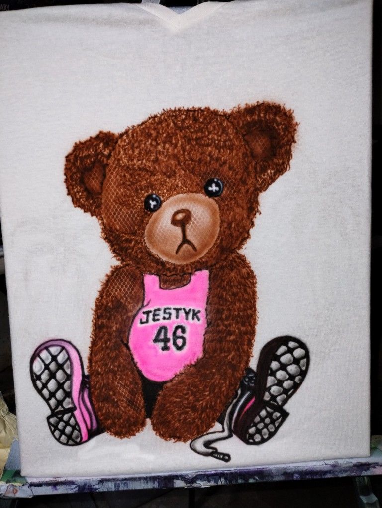 Cute Gucci Bear airbrushed T-shirt Large