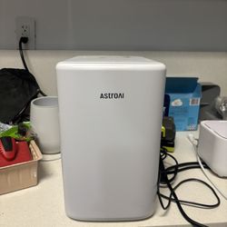 Astro Ai mini fridge