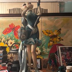 Porcelain Statue