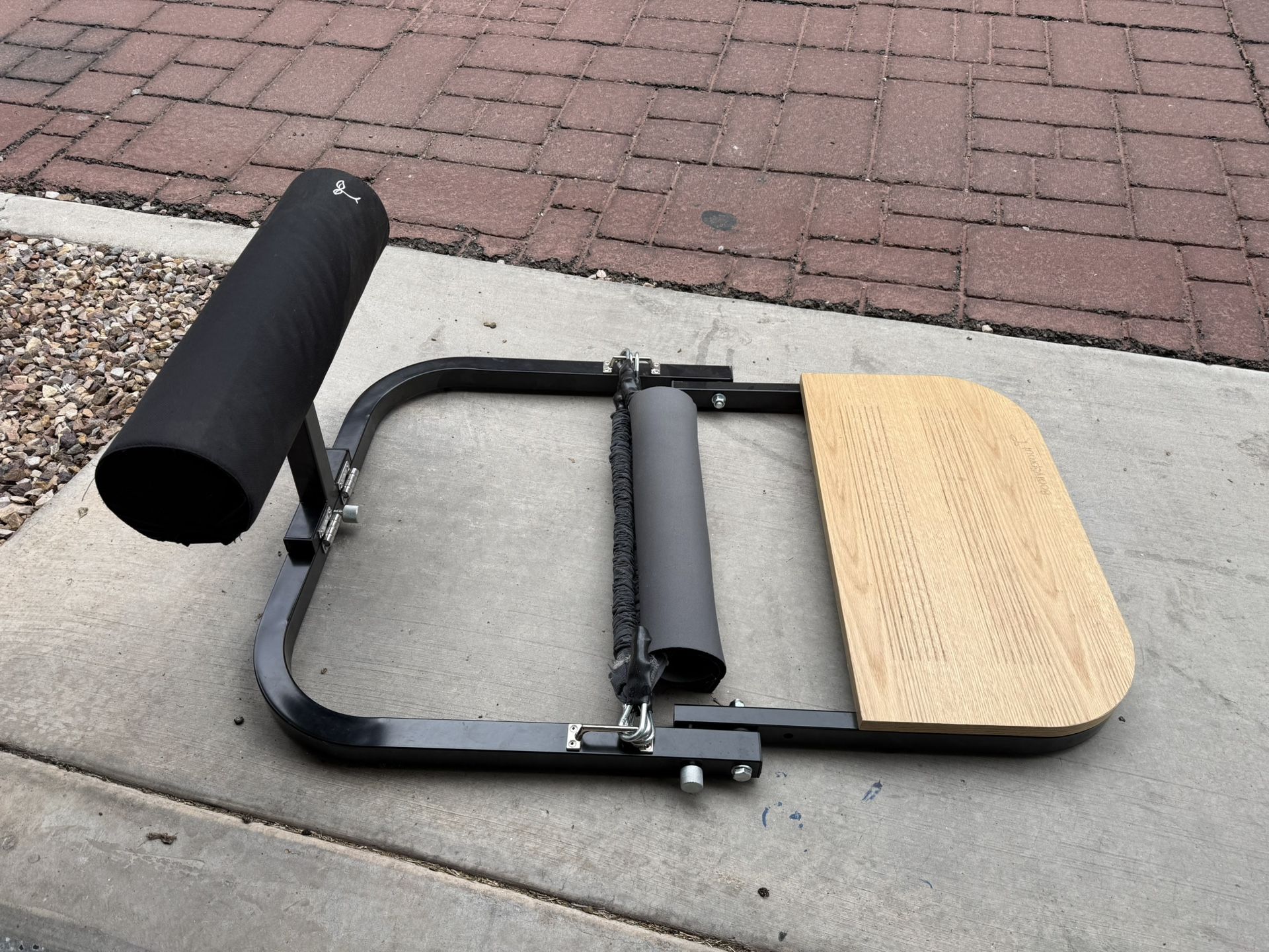 Booty sprout Glutes Fitness