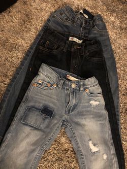 Levi’s boys size 4T
