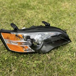 Subaru Outback 2005 Headlight Passenger Side