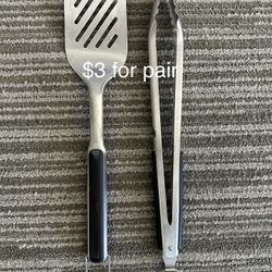 BBQ Metal Tongs and Spatula