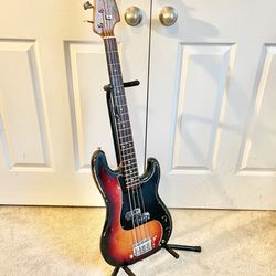 Vintage Memphis Short Scale Bass Guitar
