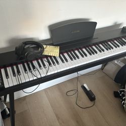 Digital Piano Keyboard with 88 Keys and headphone and pedal