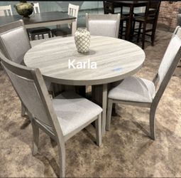 Beautiful‼️ 5-Pc Light Gray Dining Table Set