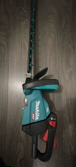 Makita 40V max XGT Hedge Trimmer (Bare Tool) 24in Brushless Cordless