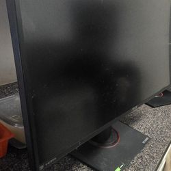 ASUS 27 INCH 2K MONITOR 144HZ UP TO 4K60