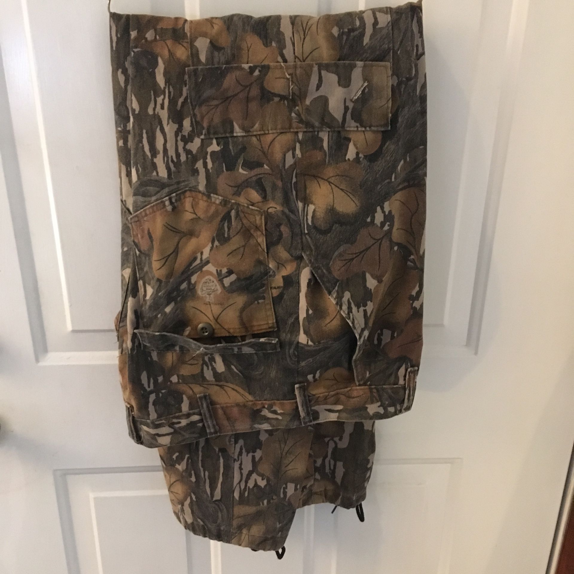 Camo pants size 34 regular