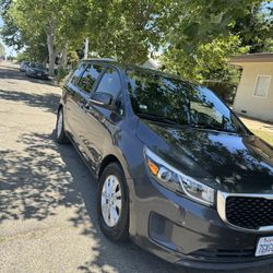 2015 KIA Sedona