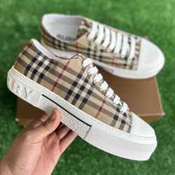 Men Shoes Burberry 280