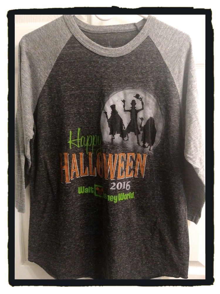 Walt Disney World ☠️ Happy Halloween - 2016 ☠️ Women's Tee - Large