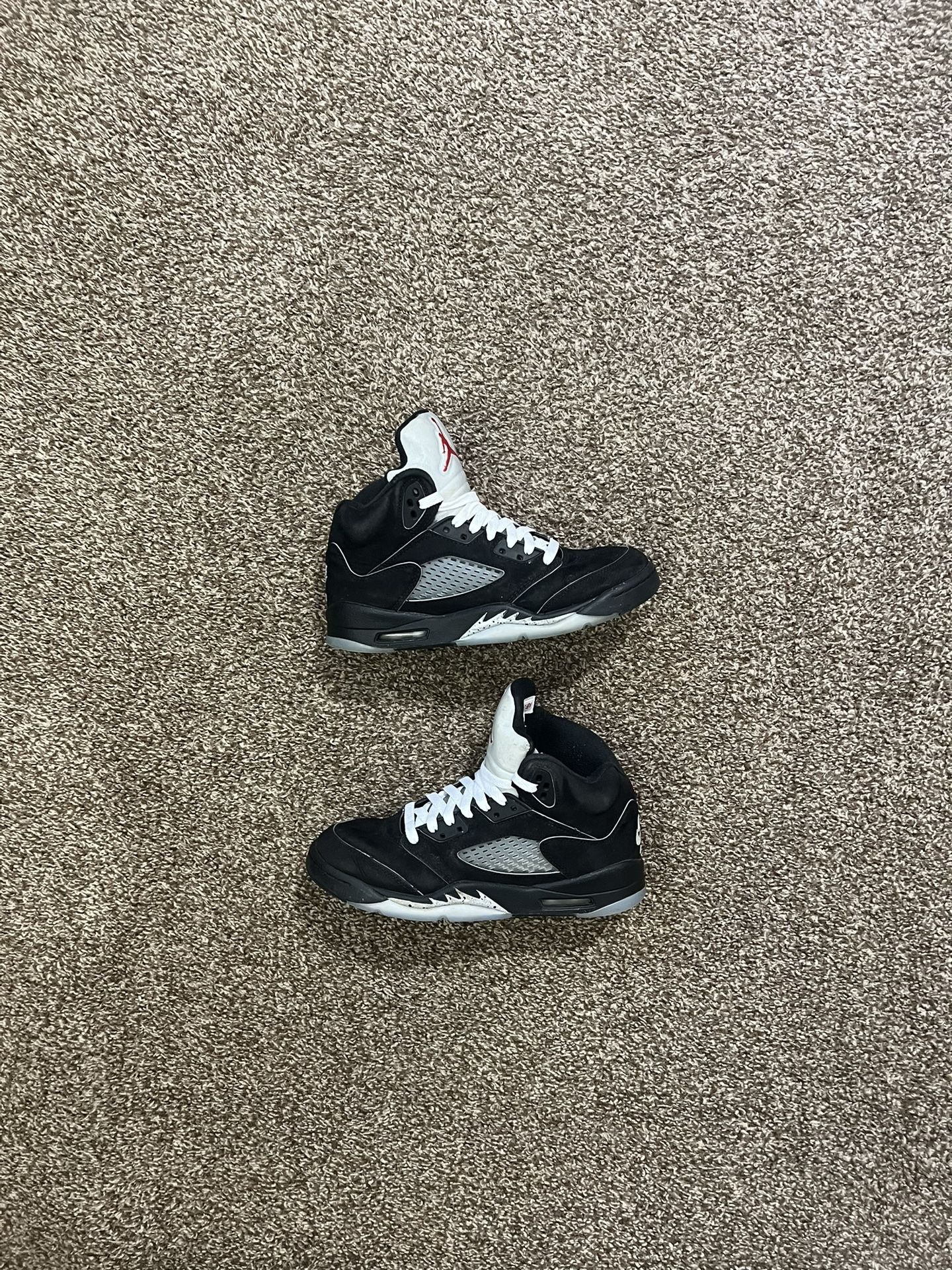 Jordan 5 Black Metallic Reimagined Size 6Y