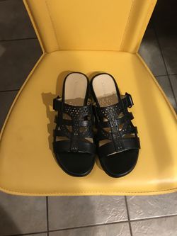 Black leather sandals size 9