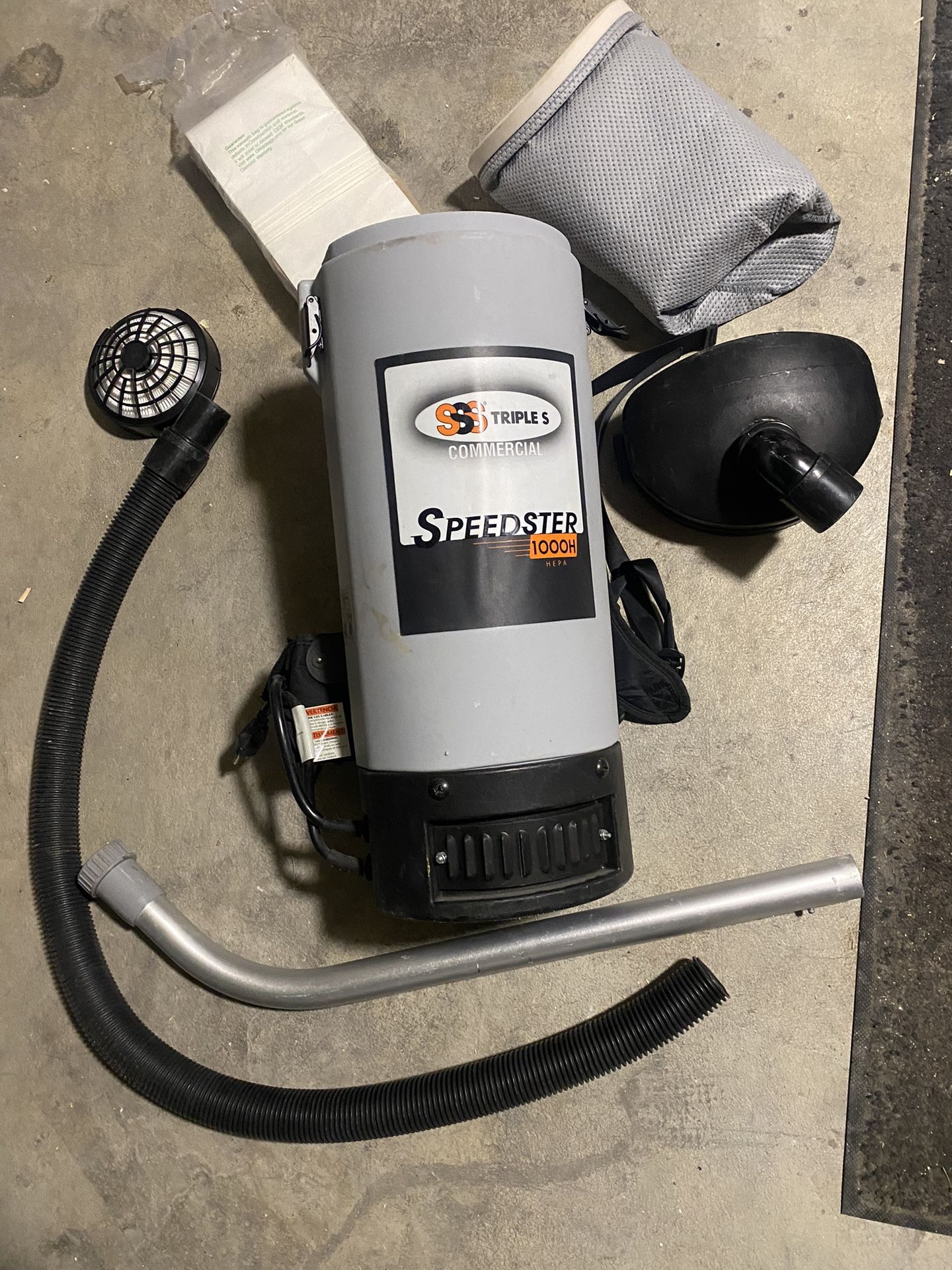 Speedster 1000h Backpack Vacuum