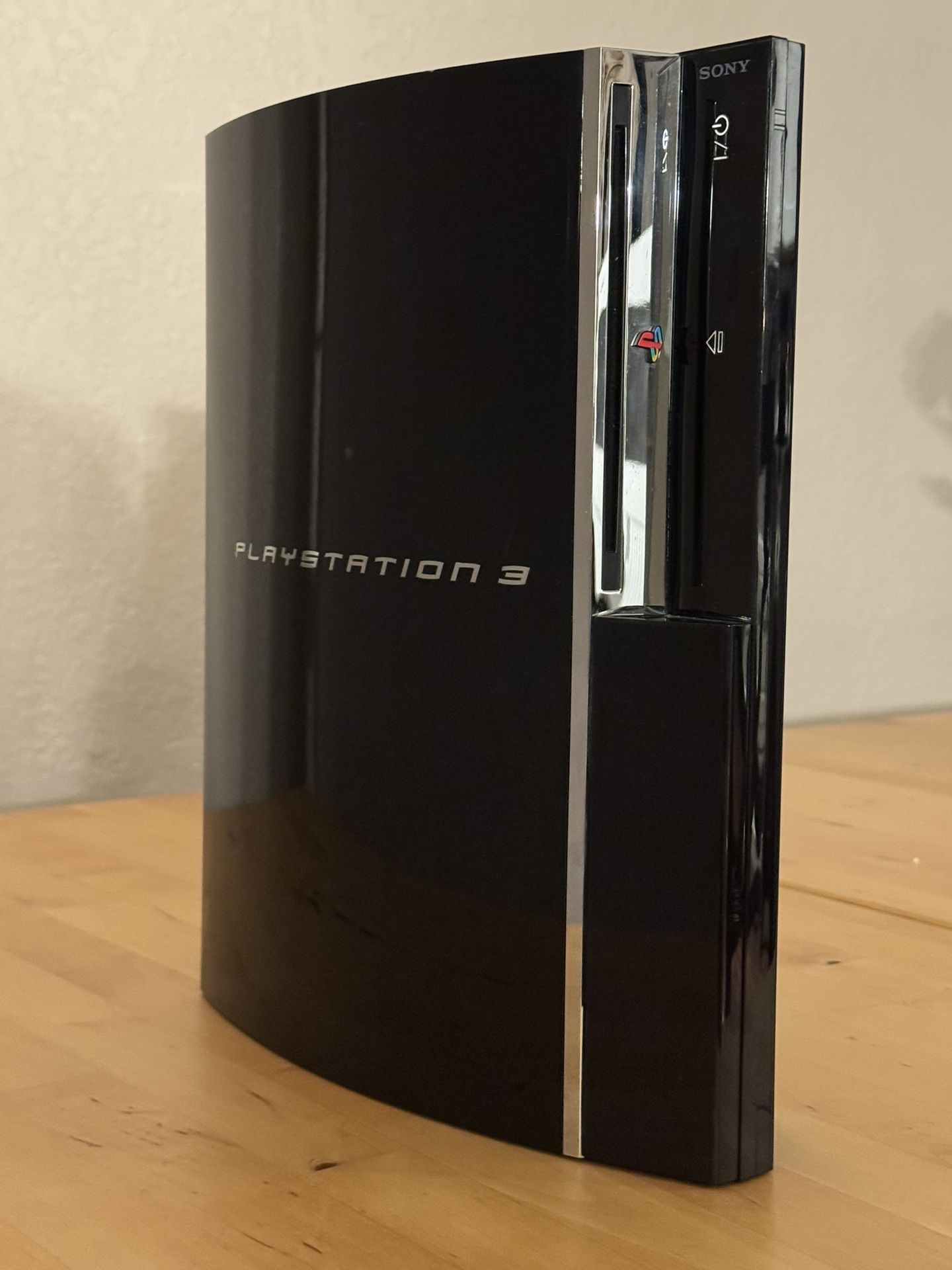 60 GB Fully Backwards Compatible PS3 CECHA01