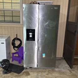 Refrigerator Whirlpool 