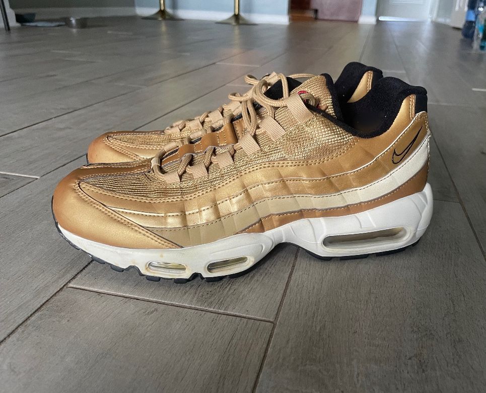 Nike Air Max 95 Premium QS Metallic Gold Sneakers Men's 10.5