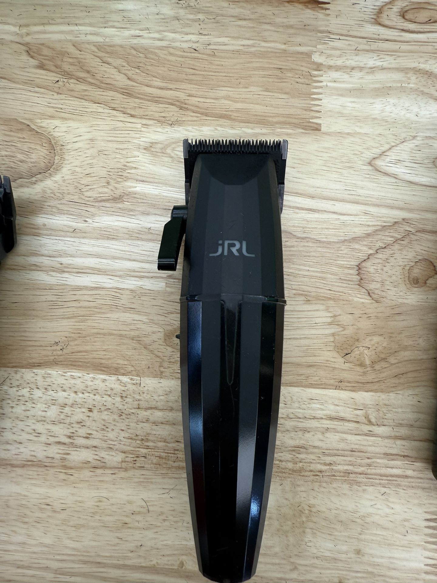 jRL ONYX Clipper