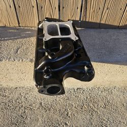 Small Block Ford Weiand Intake Manifold