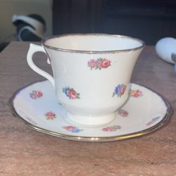 Floral Design Crown Essex Bone China Made In England Teacup and Saucer