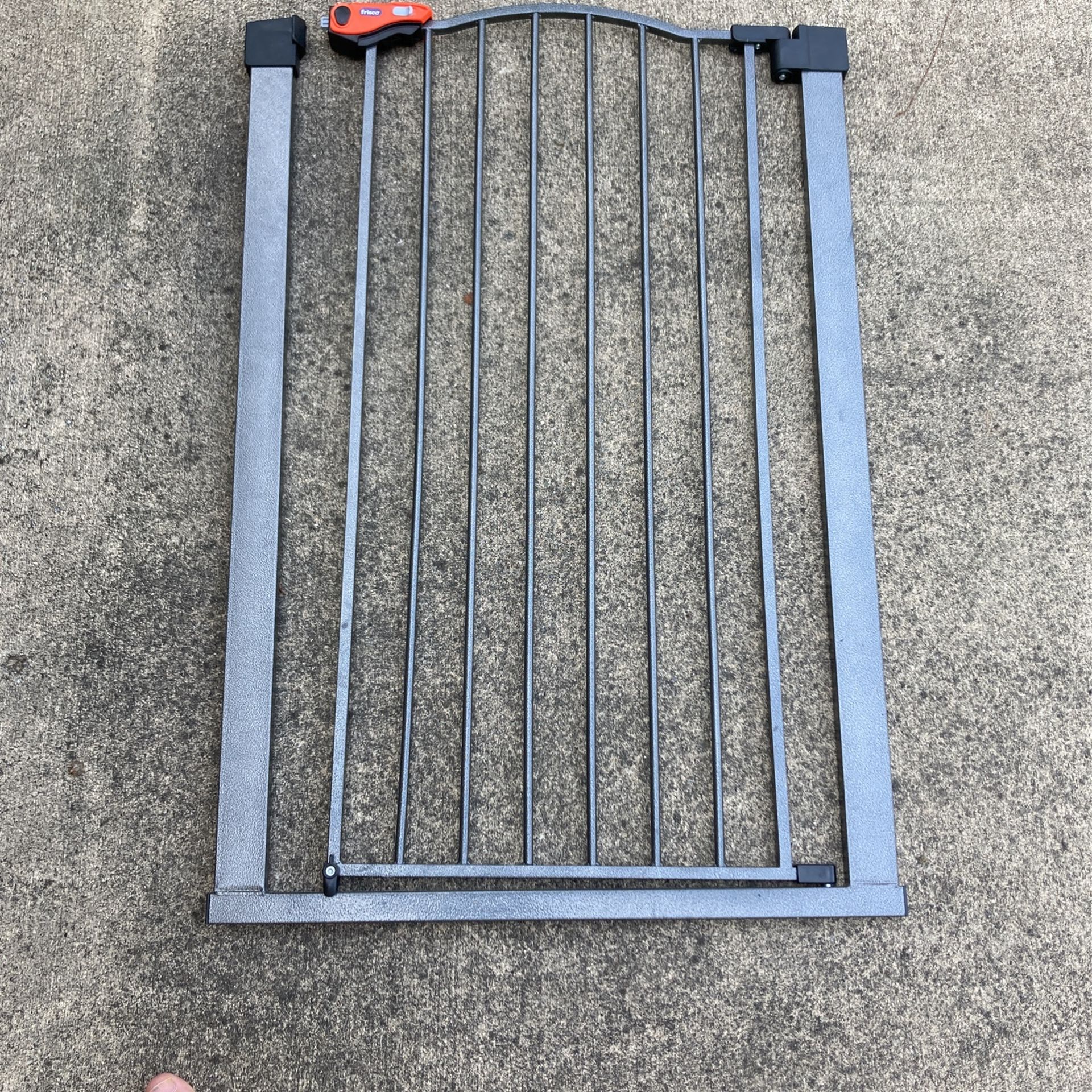 Indoor-Outdoor Pet Gate