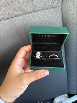 Oval ring 3carat size 7