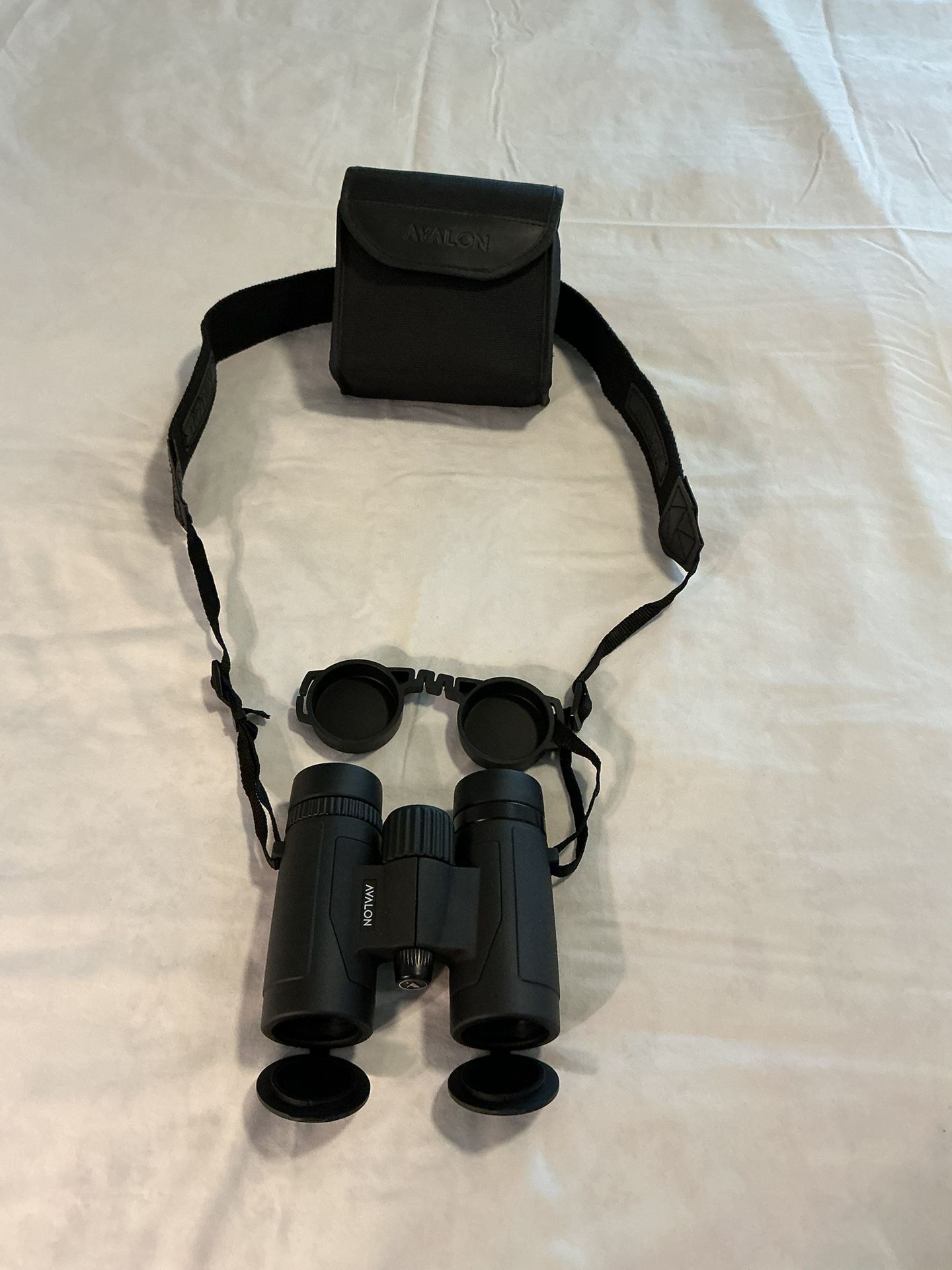 AVALON BINOCULARS.      8. X. 32