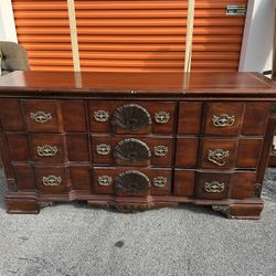 Khaty Ireland Bed Frame And Dresser 