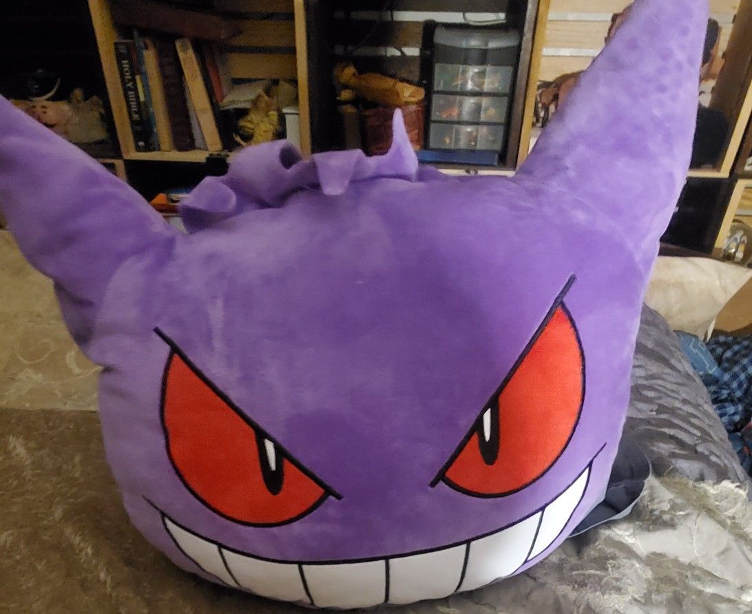 Pokémon "Gengar in your Face" Plush Toy Factory