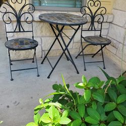 Mosaic table discount and 2 chairs