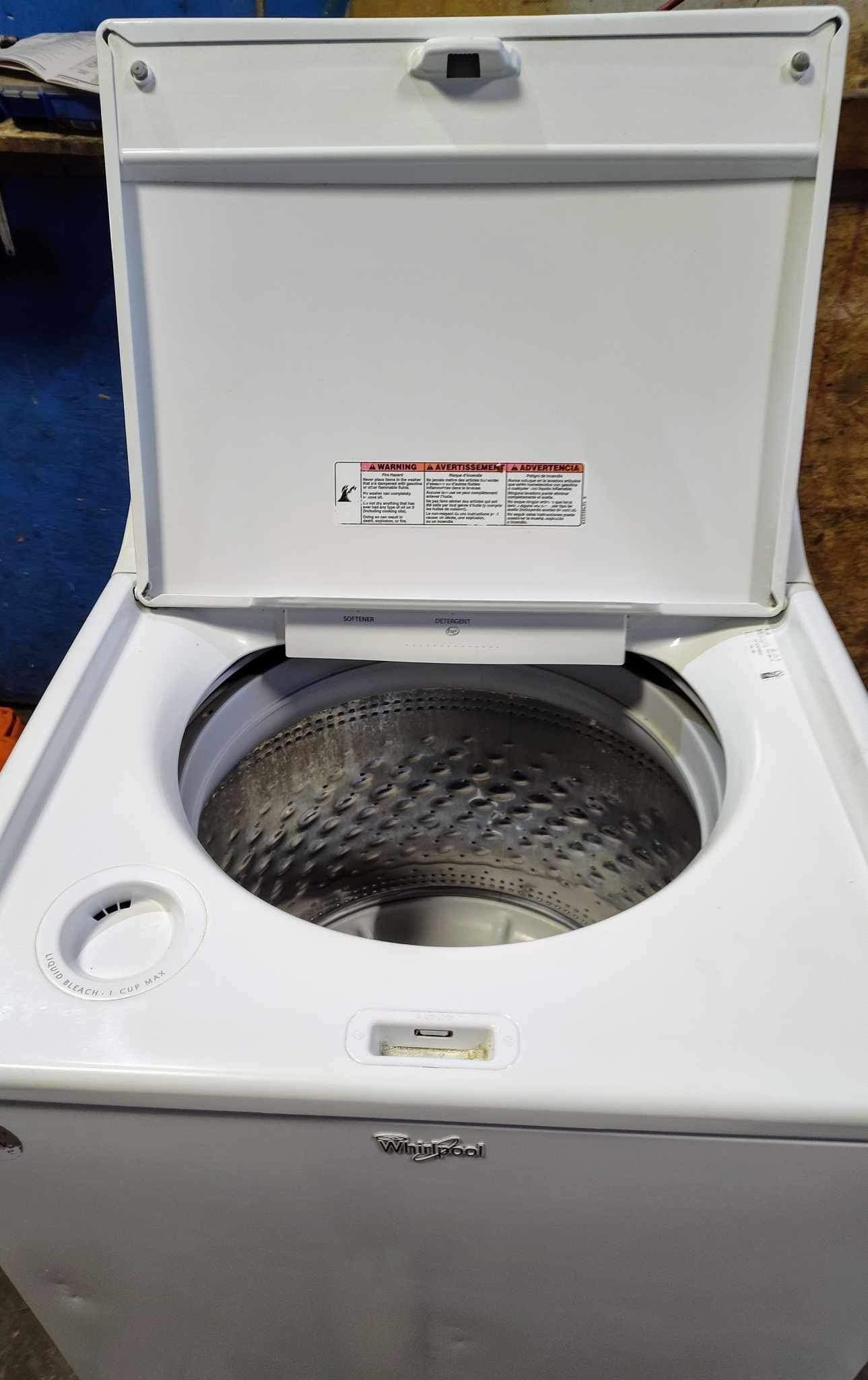 Very Nice! Whirlpool Cabrio Heavy Duty Super Capacity Washing Machine