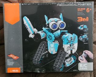 Mechanical Master 3-in-1 STEM robot building kit with remote and app control
