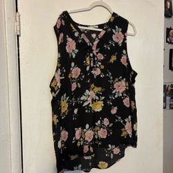 Maurice’s xl floral top