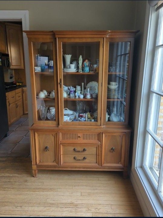 China Cabinet 
