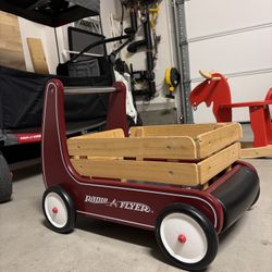 Radio Flyer Classic Wooden Walker Wagon – Great Condition