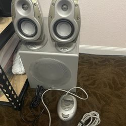 Speakers 